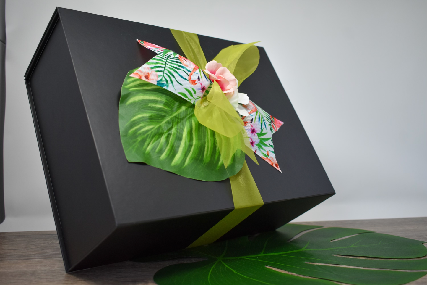 Lime & Mango Luxury Gift Box