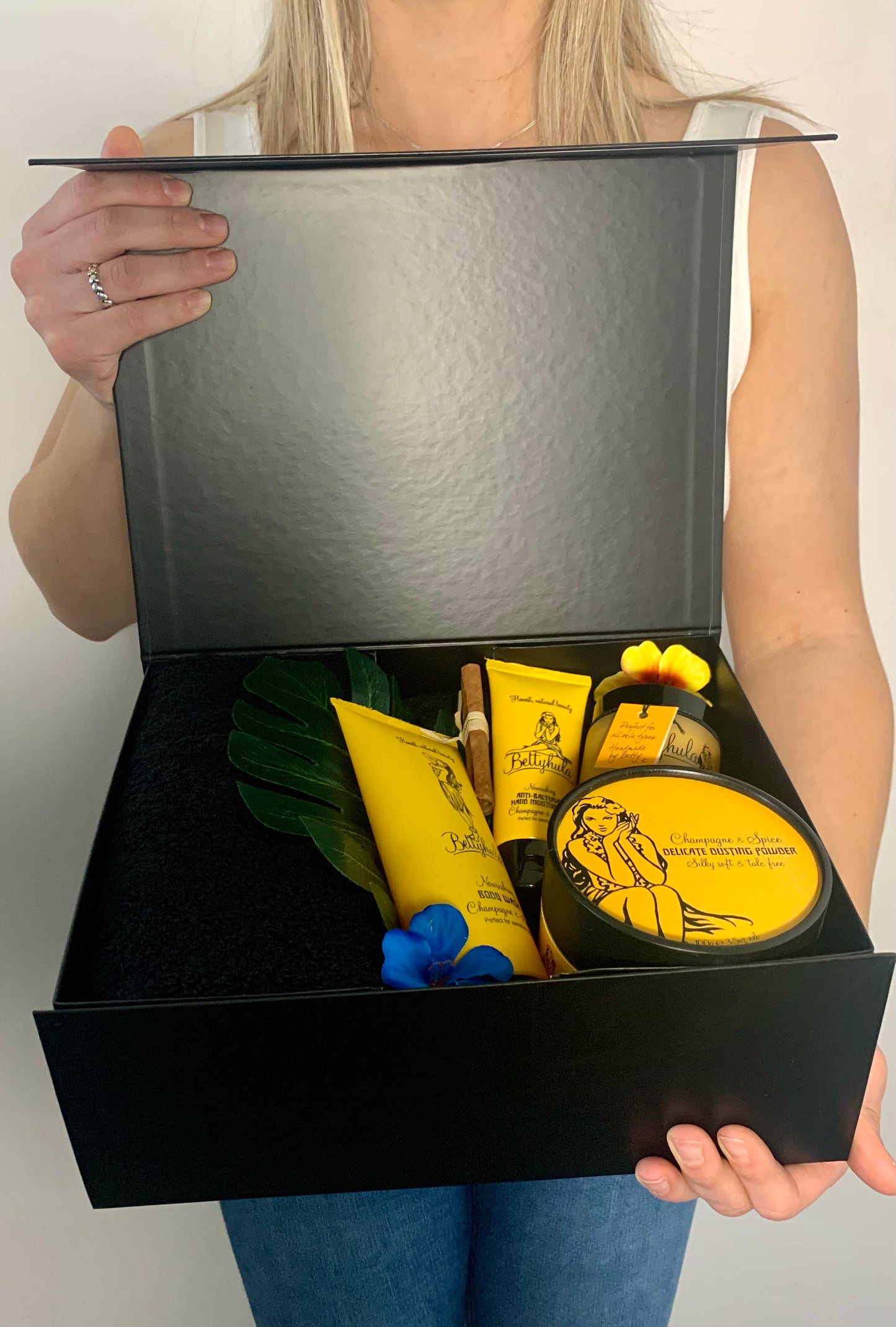 Champagne & Spice Luxury Gift Box